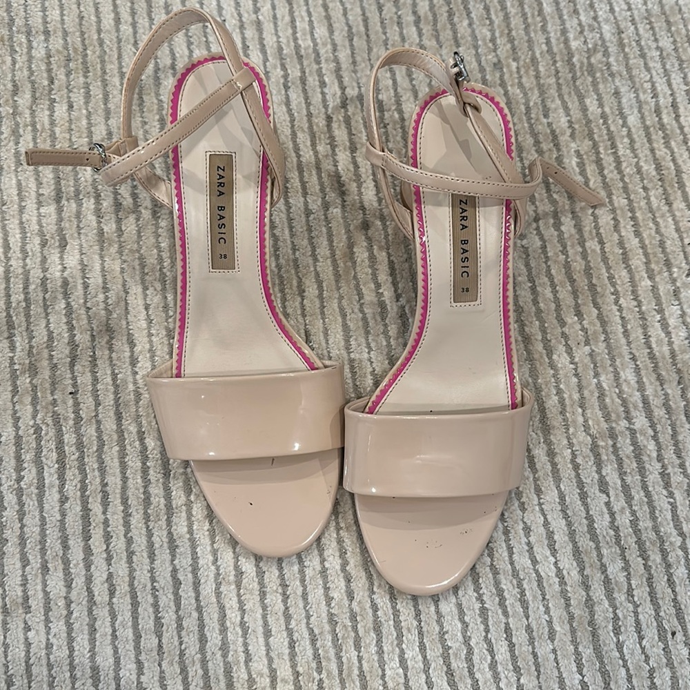 Zara patent beige heeled sandal, size 38
